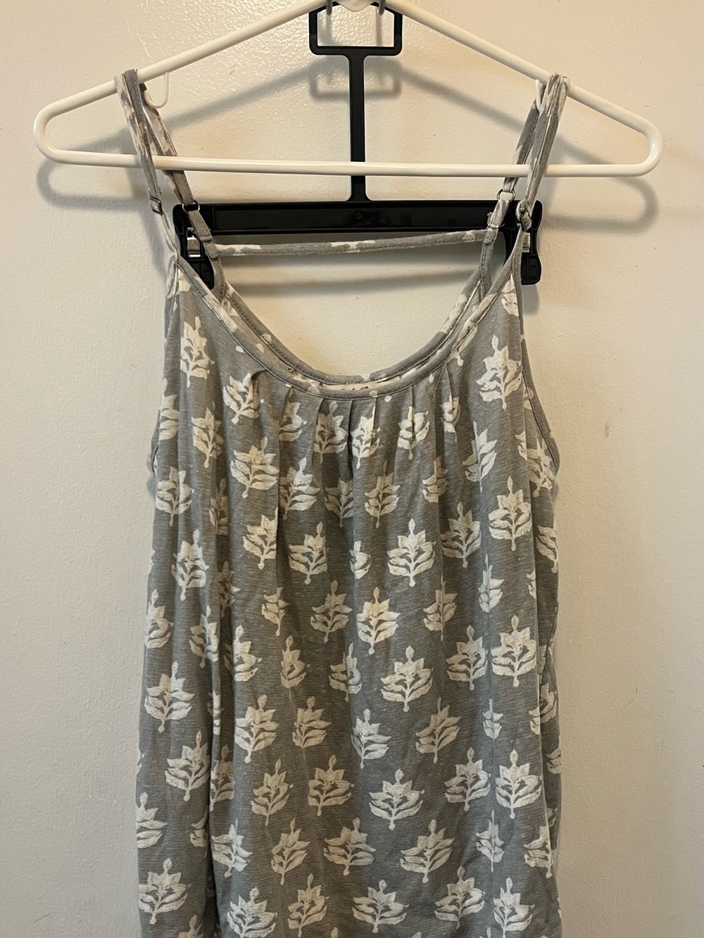 Lucky Brand Gray Tank Top with White Floral Print